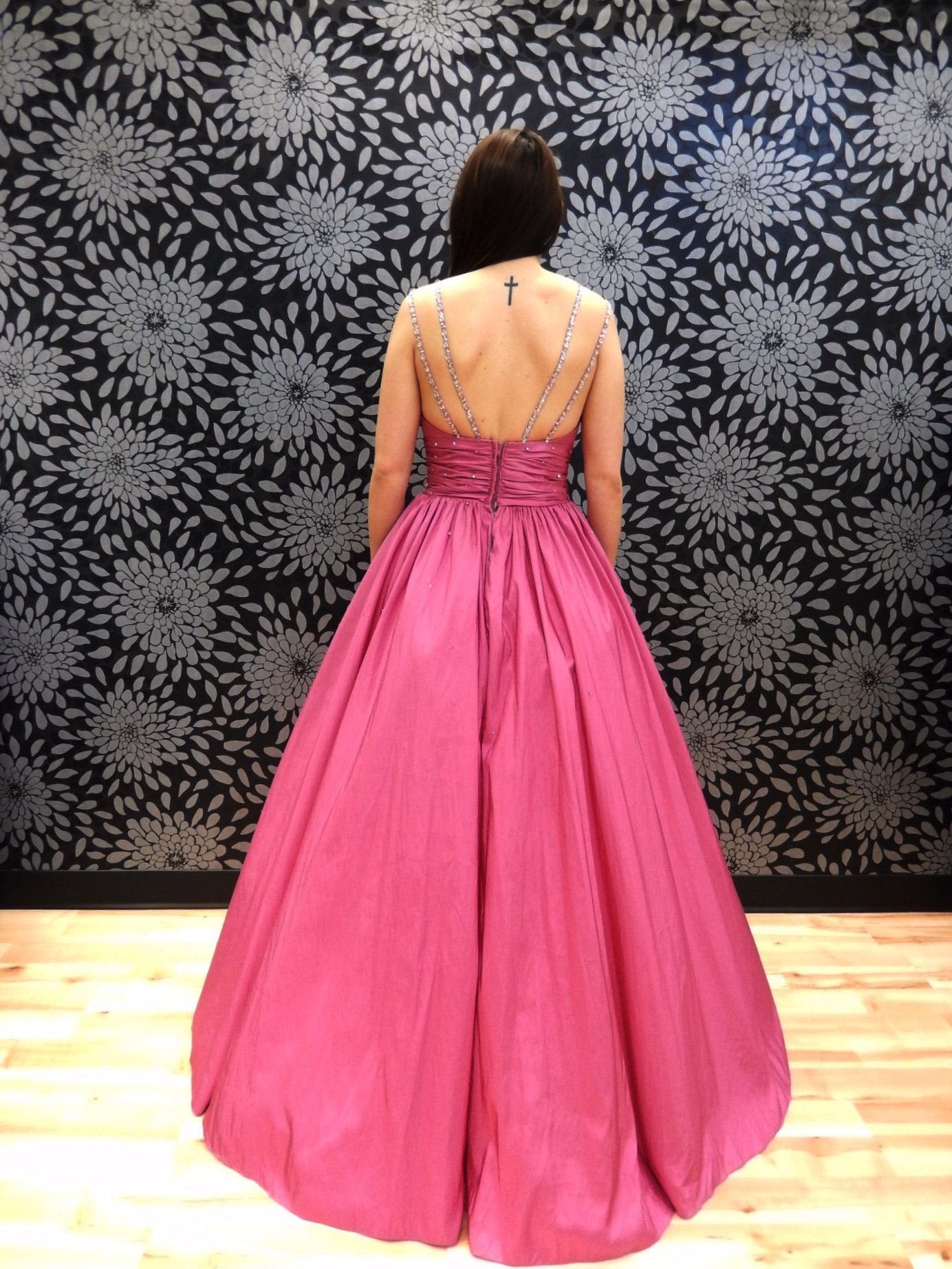 Sugar Pink V-Neck Spaghetti Straps Open Back Sleeveless Prom Dress Satin Prom Dresses WK794